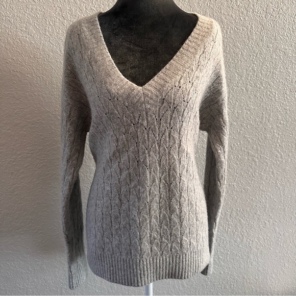 Nordstrom Sweaters - Nordstrom Light Grey Shimmery/Sparkley V-Neck Cable Knit Sweater